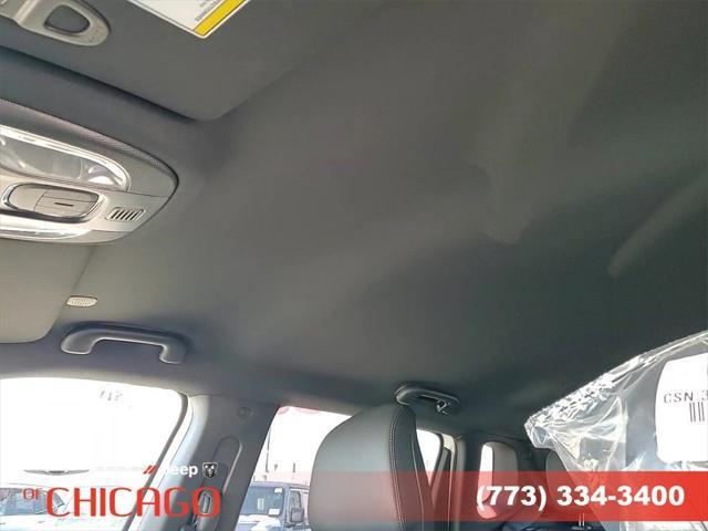 Photo of 2025 Bright White Clearcoat Jeep Compass