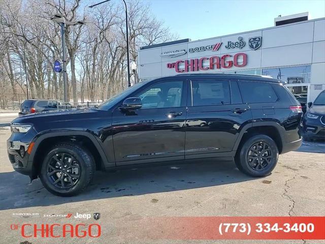 Photo of 2025 Diamond Black Crystal Pearlcoat Jeep Grand Cherokee L