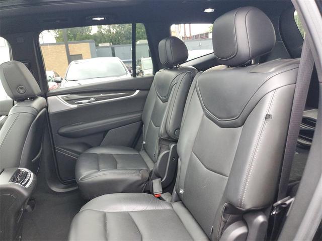Photo of 2020 Stellar Black Metallic Cadillac XT6