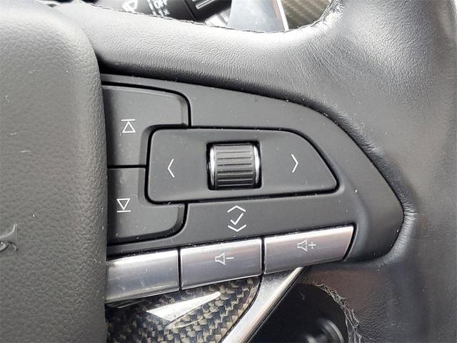 Photo of 2020 Stellar Black Metallic Cadillac XT6