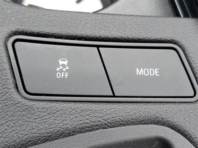 Photo of 2020 Stellar Black Metallic Cadillac XT6