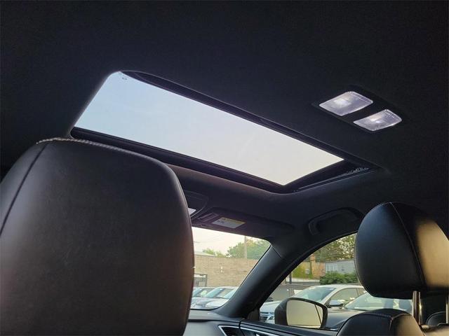 Photo of 2022 Deep Crystal Blue Mica Mazda CX-9