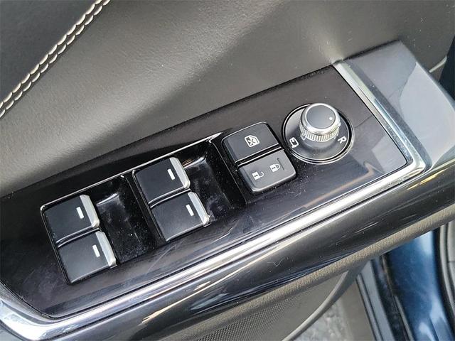 Photo of 2022 Deep Crystal Blue Mica Mazda CX-9