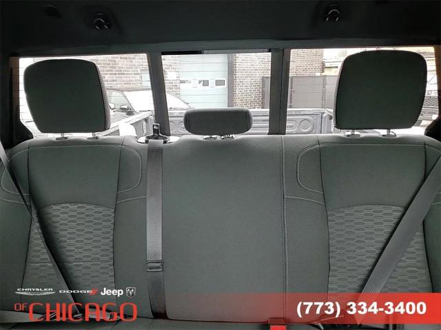 Photo of 2025 Diamond Black Crystal Pearlcoat RAM 2500