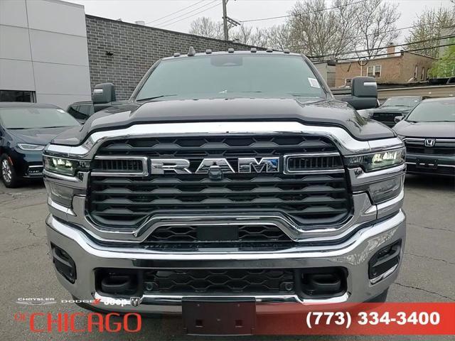 Photo of 2025 Diamond Black Crystal Pearlcoat RAM 2500