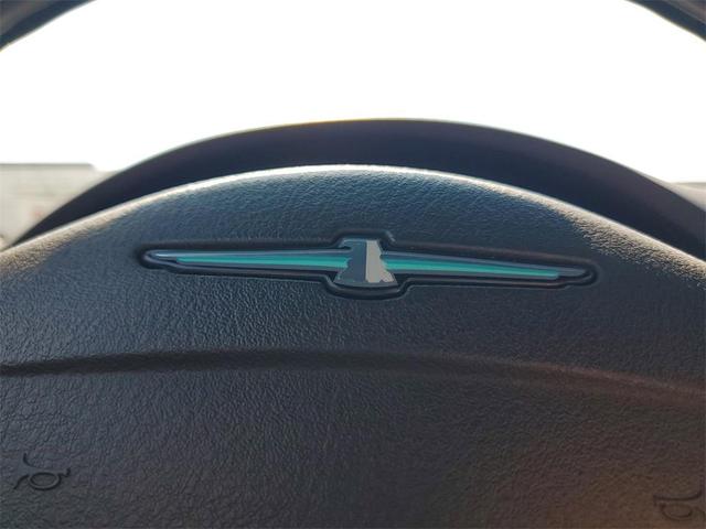 Photo of 2002 Thunderbird Blue Ford Thunderbird
