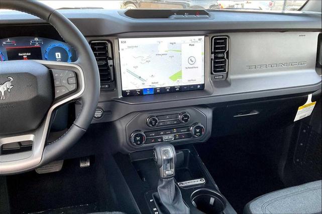 Photo of 2025 Shadow Black Ford Bronco