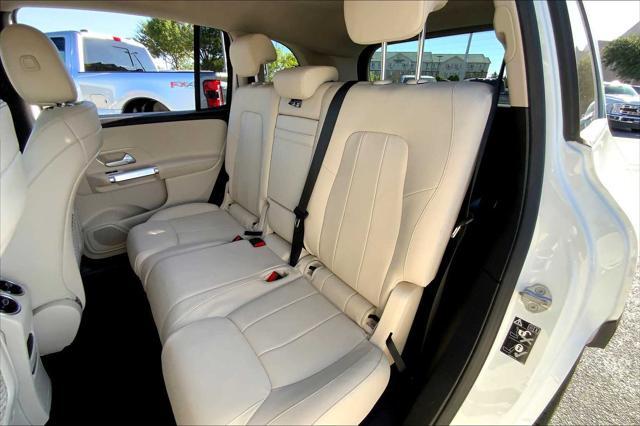 Photo of 2020 Polar White Mercedes-Benz GLB 250