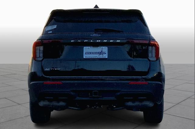 Photo of 2025 Agate Black Metallic Ford Explorer