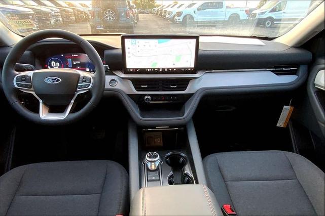 Photo of 2025 Agate Black Metallic Ford Explorer