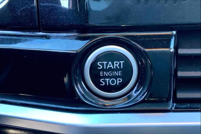 Photo of 2022 Gun Metallic Nissan Pathfinder