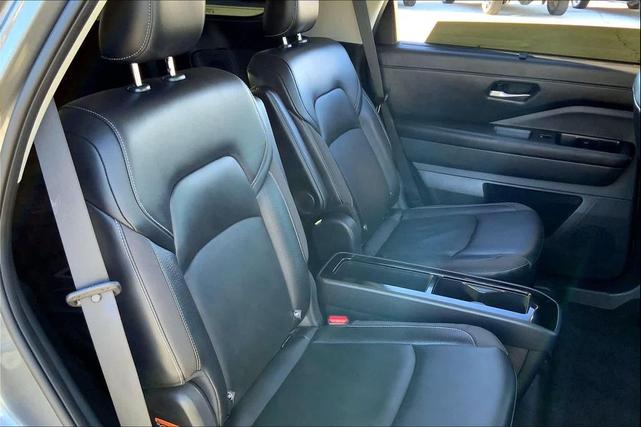 Photo of 2022 Gun Metallic Nissan Pathfinder