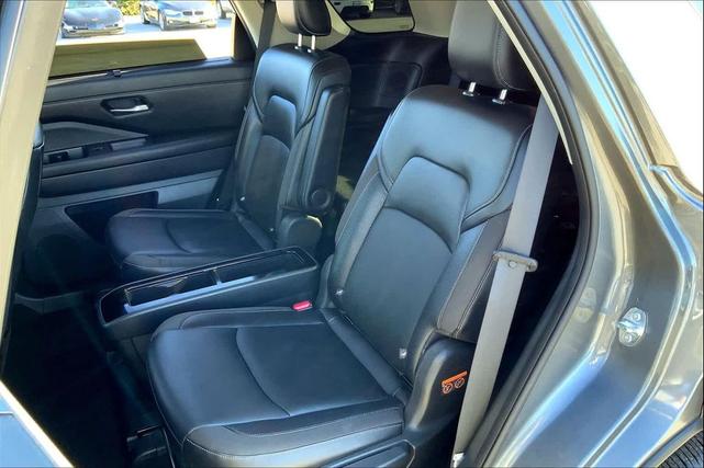 Photo of 2022 Gun Metallic Nissan Pathfinder