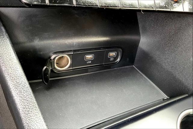 Photo of 2023 Wolf Gray Kia K5