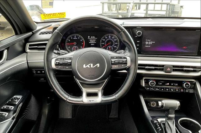 Photo of 2023 Wolf Gray Kia K5
