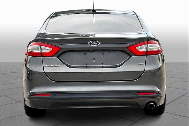 Photo of 2016 Magnetic Ford Fusion