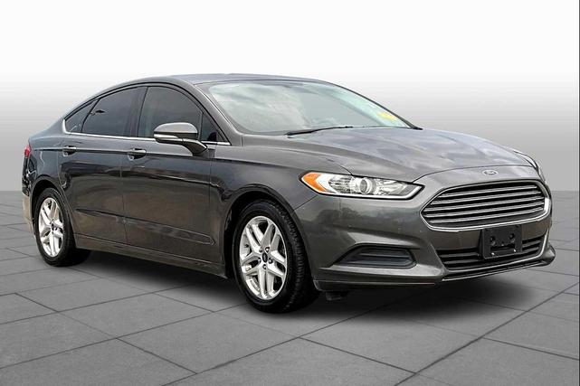 Photo of 2016 Magnetic Ford Fusion