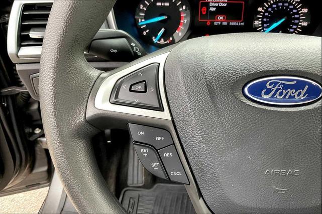 Photo of 2016 Magnetic Ford Fusion