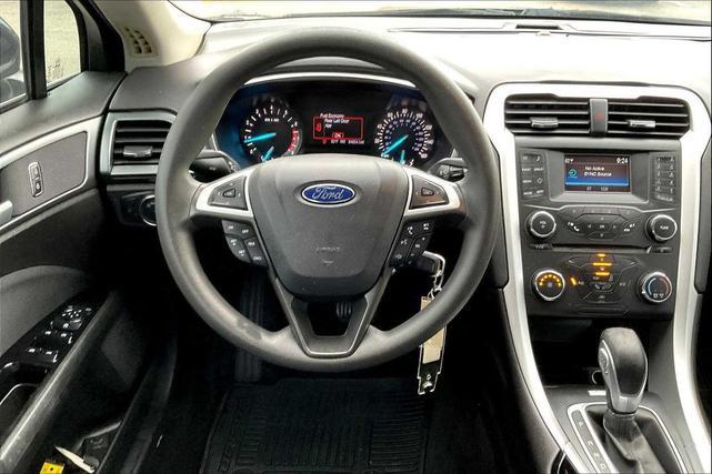 Photo of 2016 Magnetic Ford Fusion