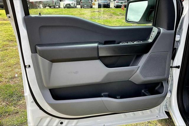 Photo of 2025 Oxford White Ford F-150