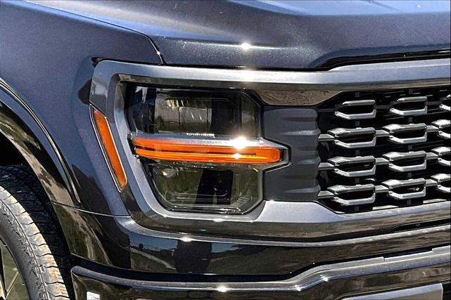 Photo of 2025 Agate Black Metallic Ford F-150