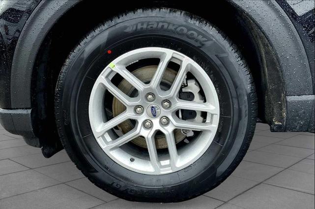 Photo of 2025 Agate Black Metallic Ford Explorer