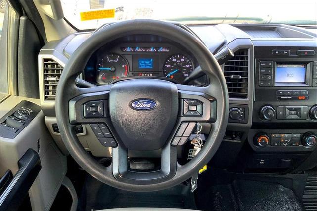 Photo of 2021 Oxford White Ford F-350