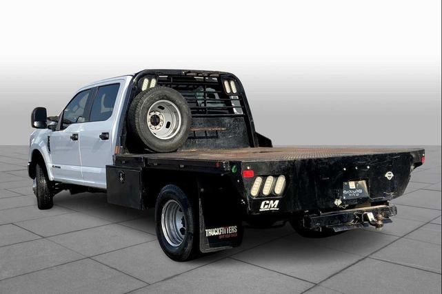 Photo of 2021 Oxford White Ford F-350