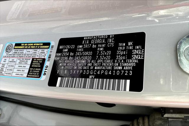 Photo of 2023 Wolf Gray Kia Telluride