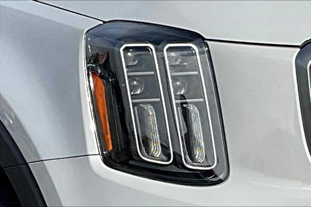 Photo of 2023 Wolf Gray Kia Telluride