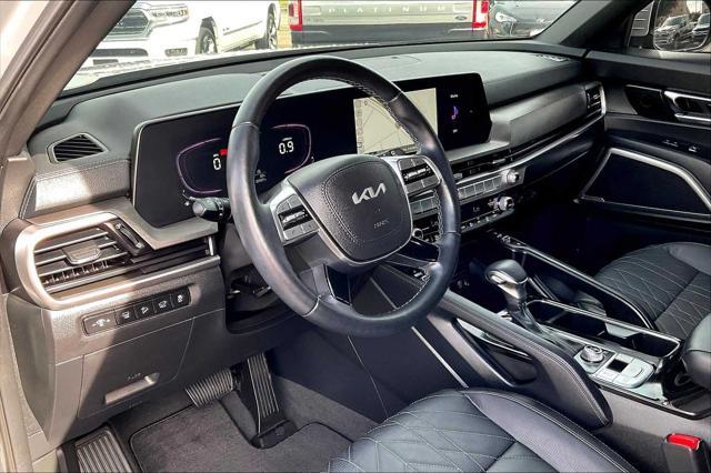 Photo of 2023 Wolf Gray Kia Telluride