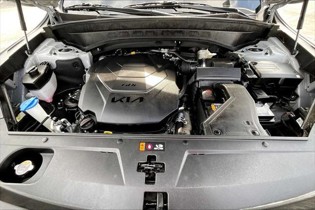 Photo of 2023 Wolf Gray Kia Telluride