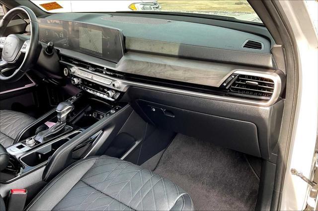 Photo of 2023 Wolf Gray Kia Telluride