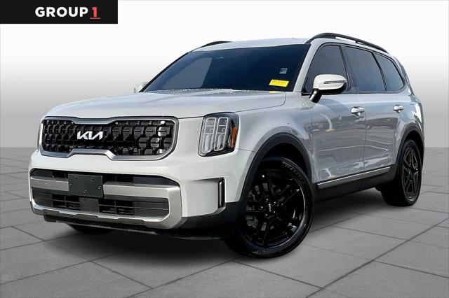 Photo of 2023 Wolf Gray Kia Telluride