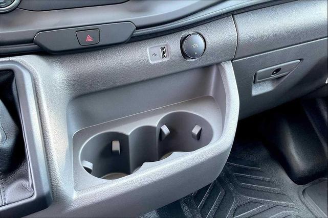 Photo of 2025 Oxford White Ford Transit-250