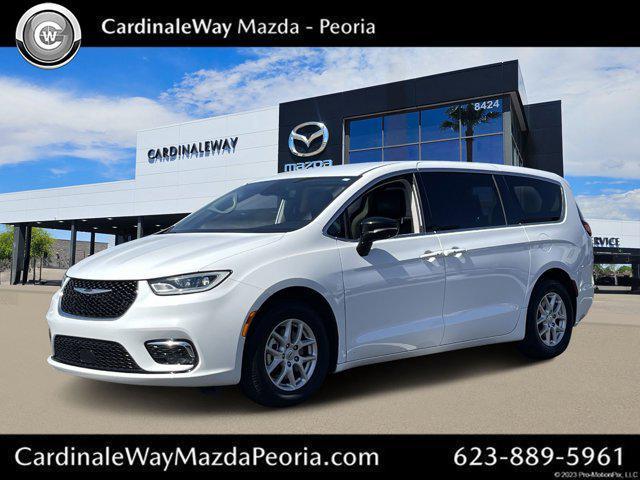 2024 Chrysler Pacifica