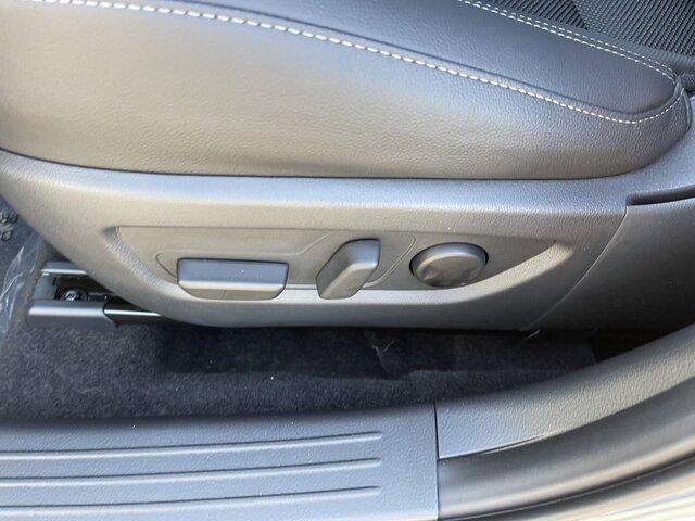 Photo of 2025 Ingot Blue Metallic Mazda CX-50