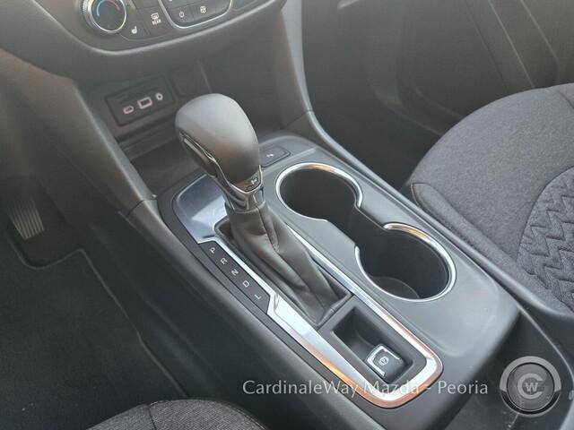 Photo of 2022 Summit White Chevrolet Equinox