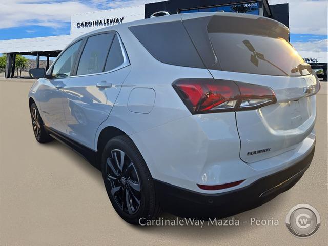 Photo of 2022 Summit White Chevrolet Equinox