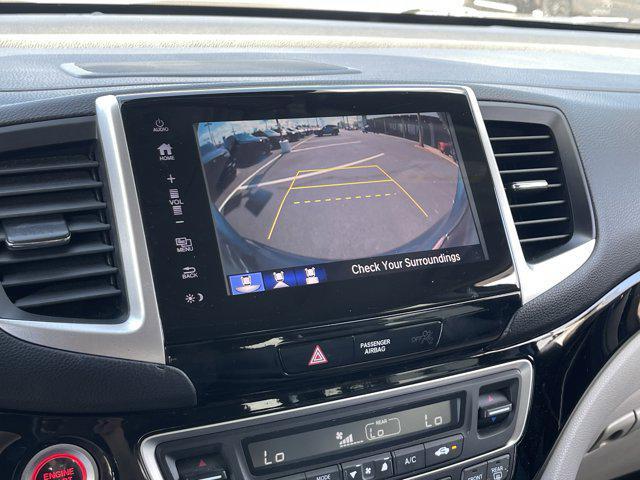 Photo of 2018 Steel Sapphire Metallic Honda Pilot