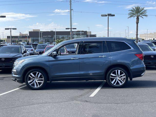 Photo of 2018 Steel Sapphire Metallic Honda Pilot