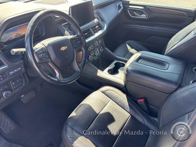 Photo of 2022 Black Chevrolet Suburban