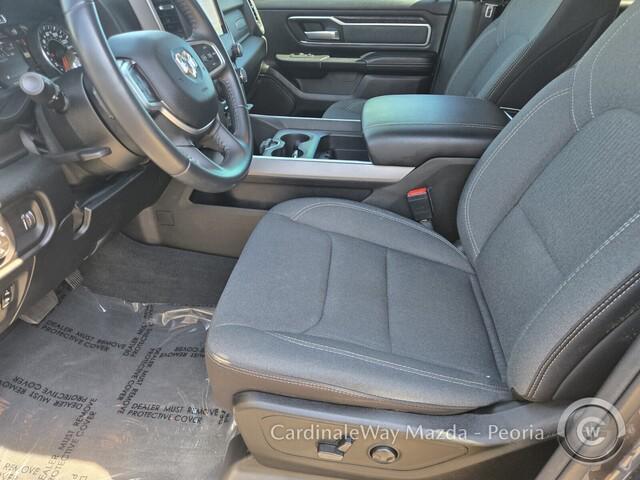 Photo of 2022 Granite Crystal Metallic Clearcoat RAM 1500