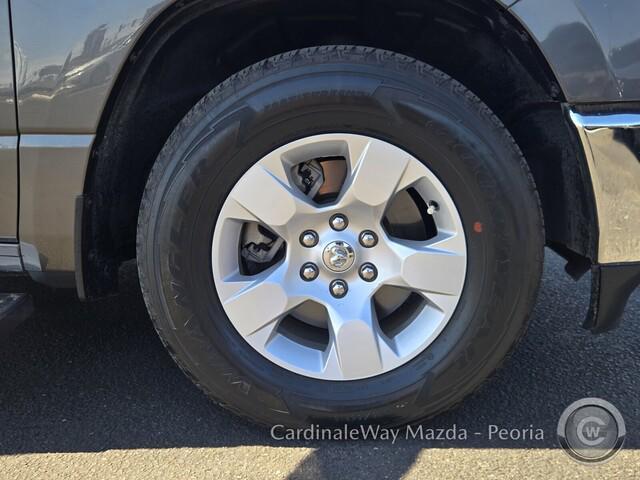 Photo of 2022 Granite Crystal Metallic Clearcoat RAM 1500