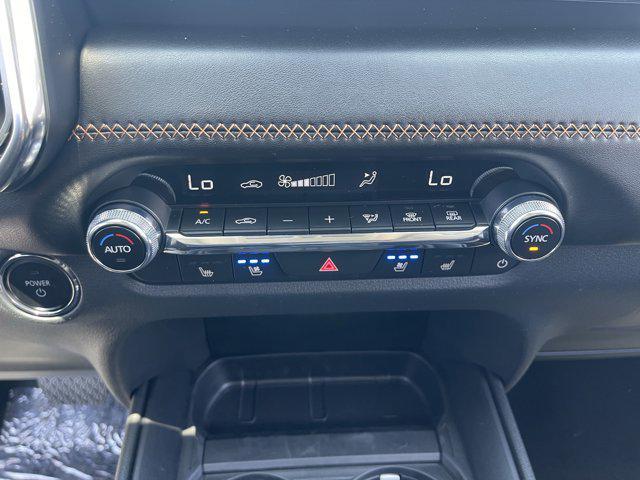 Photo of 2025 wind chill pearl Mazda CX-5