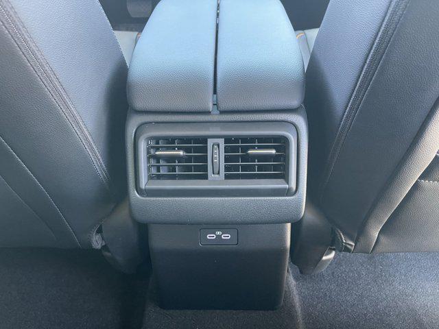 Photo of 2025 wind chill pearl Mazda CX-5