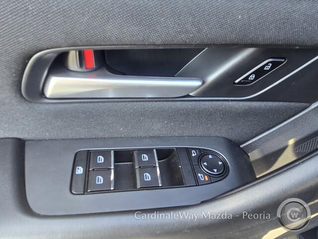 Photo of 2024 Deep Crystal Blue Mica Mazda CX-90