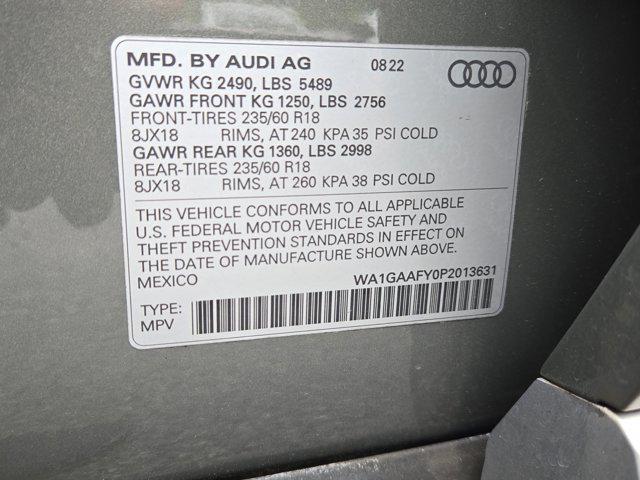 Photo of 2023 Gray Metallic Audi Q5