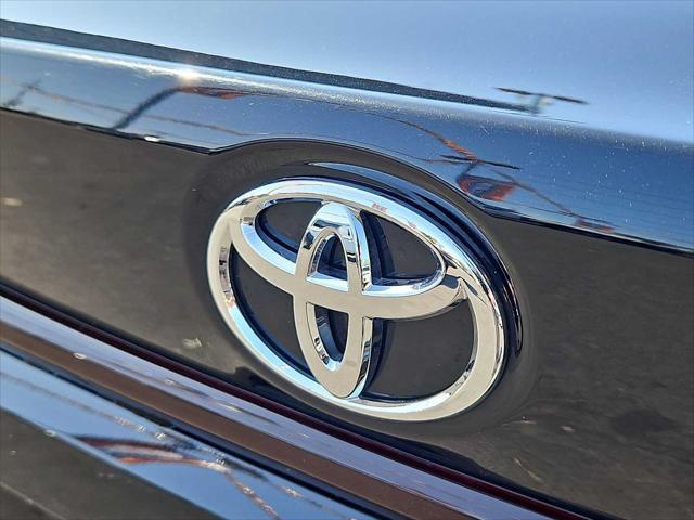 Photo of 2024 Midnight Black Metallic Toyota Corolla