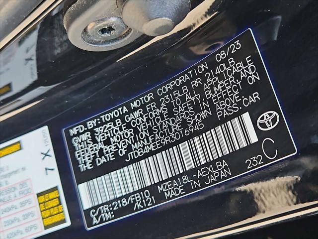 Photo of 2024 Midnight Black Metallic Toyota Corolla